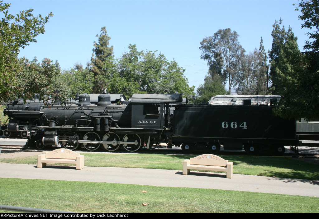 ATSF 664